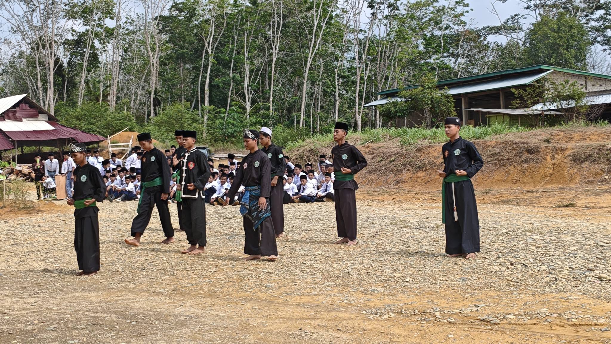 Dokumentasi Upacara Bendera 17 Agustus di Ponpes Syaikh Daud Al Masrur