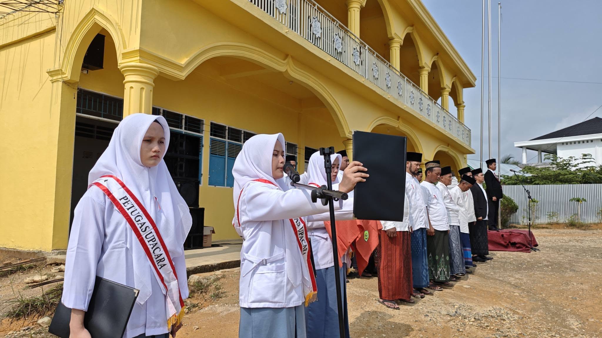 Dokumentasi Upacara Bendera 17 Agustus di Ponpes Syaikh Daud Al Masrur