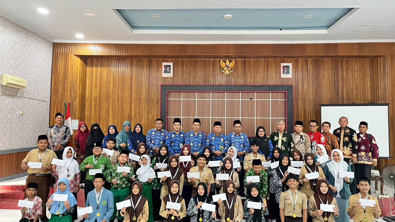 Foto Bersama dengan para juara